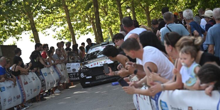 Grande fermento intorno alla 60^ Coppa Città di Lucca: venerdì 25 luglio, la chiusura delle iscrizioni al doppio confronto moderno e storico